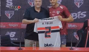 A CAMISA 2 TEM DONO! Rafael Tolói está de volta e vestirá número histórico no São Paulo.