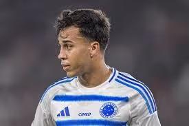 GUERRA CONTRA O TEMPO! ⏱️ Cruzeiro faz tratamento intensivo de 12 horas por dia por Kaio Jorge no clássico.
