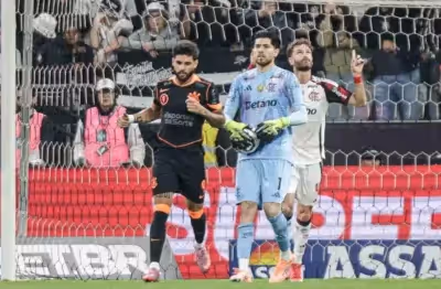 Aos poucos, Flamengo vai adquirindo característica indigesta: Vencer quando joga mal