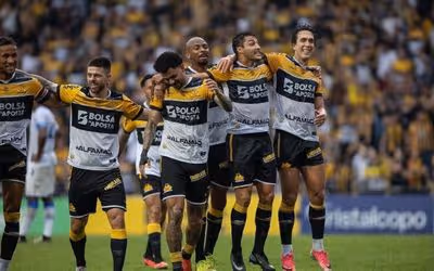 Avaí demite treinador após tomar de 3 a 0 do Criciúma