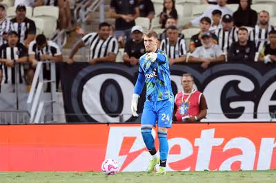 Dupla e auxiliar motivaram o Botafogo antes de vitória: 'Momento de virar a chave'