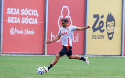 Internacional prevê cinco saídas durante a parada para o Mundial