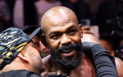 Rival faz campanha para ter Jon Jones no UFC da Casa Branca