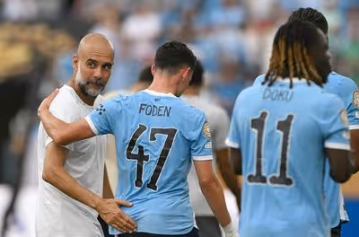 Guardiola se derrete por atuação do City: 'Fazia muito, muito tempo'