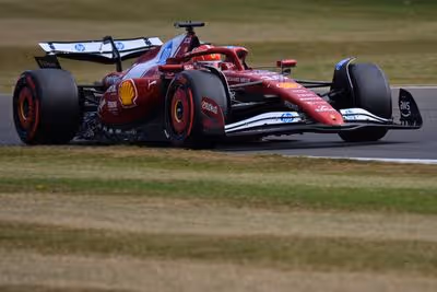 F1: Ferrari volta ao topo e Leclerc lidera TL3 do GP da Inglaterra