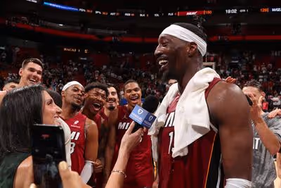 Bam Adebayo faz 83 pontos e supera marca histórica de Kobe Bryant na NBA