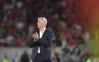 Vai dar tempo do Crespo dar um jeito no São Paulo? Vote e veja o resultado
