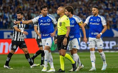 Cássio culpa atuação da arbitragem pela derrota do Cruzeiro