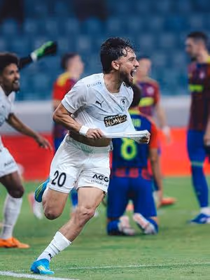 Biel comemora gol marcado pelo Pafos contra o Hajduk Split, pela Europa League