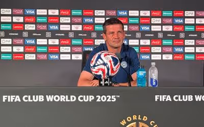 Treinador da Inter de Milão exalta carreira de Thiago Silva