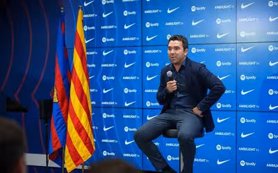 Barcelona deve descartar zagueiro do elenco principal