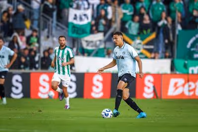 Grêmio tem estatísticas positivas com Gustavo Martins na lateral