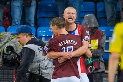 Noruega atropela Itália e se aproxima de vaga na Copa do Mundo