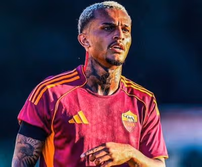 Europeus se chocam atuação de Wesley contra gigante europeu: 'Não esperava'