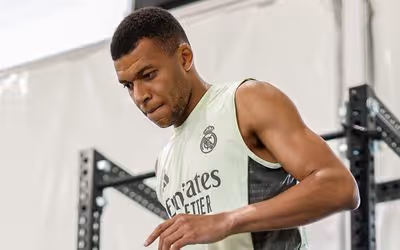 Mbappé retorna aos treinos no Real antes de 'decisão' no Mundial