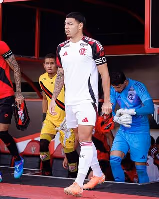 Bahia faz proposta por capitão da base do Flamengo
