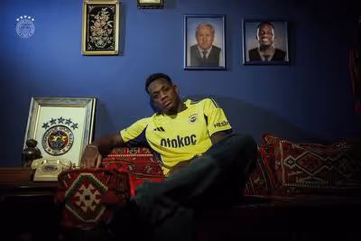 Parceiro de Cristiano Ronaldo é anunciado pelo Fenerbahçe