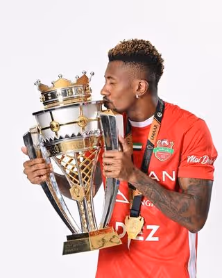 Igor Gomes coleciona títulos sob gestão de 'odiado' ex-Flamengo