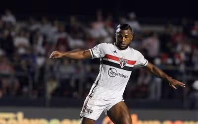 Luan é relacionado no São Paulo pela primeira vez no ano