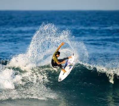 WSL: Miguel Pupo elimina Filipe Toledo de virada; veja o vídeo