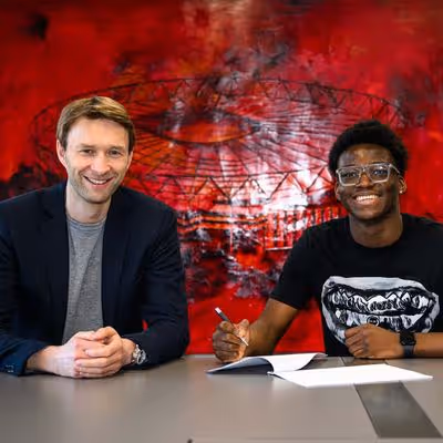 Bayer Leverkusen anuncia contratação de campeão pelo PSG