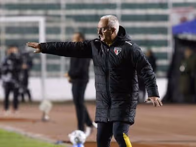 Dorival destaca eficiência do São Paulo e pede apoio no Morumbis