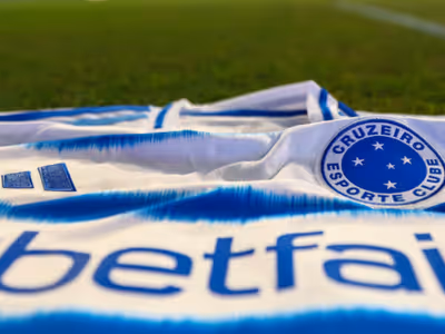 Cruzeiro emite nota oficial sobre Sinisterra
