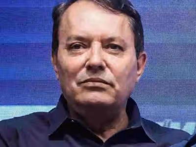 Cruzeiro acerta com dois atacantes