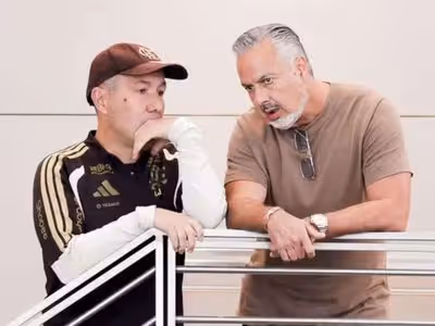 Fracasso no mercado aumenta crise interna no Flamengo; entenda