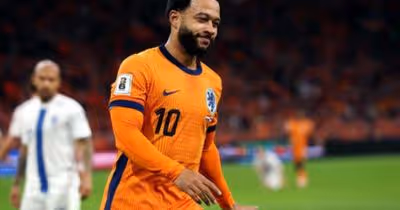 Corinthians pode perder Memphis, convocado pela Holanda para Eliminatórias