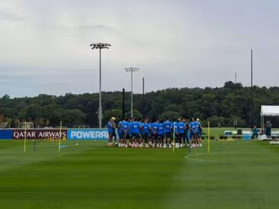 Ancelotti conversa com Vini e Brasil ajusta detalhes antes de enfrentar o Japão