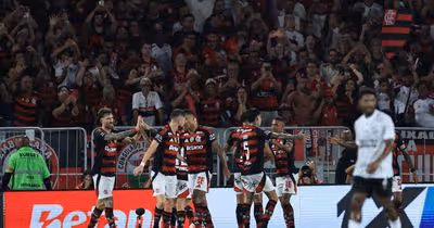 Peça-chave do Flamengo rescinde contrato e fica livre no mercado