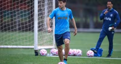 Grêmio tenta superar extensa lista de baixas para vencer o Bragantino