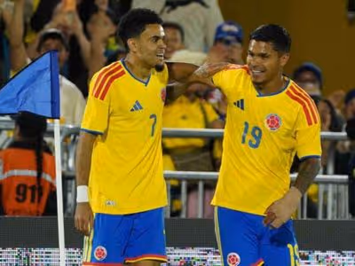 Luis Díaz brilha, e Colômbia vence Costa Rica em amistoso antes da Copa