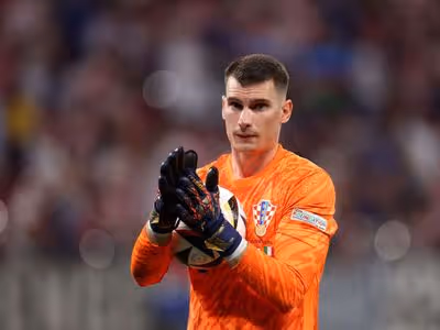 Barcelona anuncia carrasco do Brasil em 2022 como novo reforço