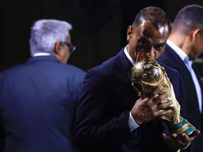 Cafu revela o que pode tirar Neymar da Copa do Mundo