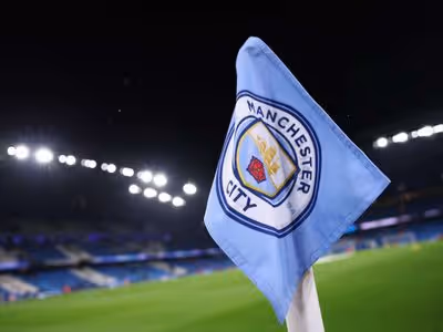 Manchester City acena com proposta para tirar joia do Palmeiras