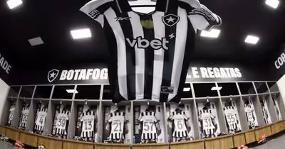 Botafogo se movimenta por atacante da Premier League