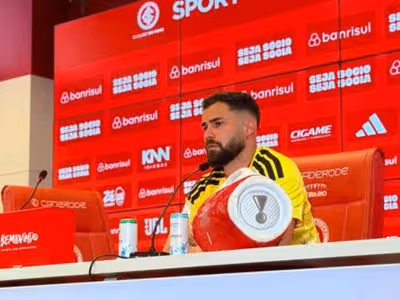 Matheus Cunha é apresentado e diz querer fazer
