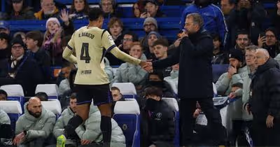 Capitão do Barcelona pede afastamento para cuidar da saúde mental