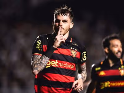 Alvo do Botafogo, Chrystian Barletta renova com o Sport até 2029 e fica no Leão