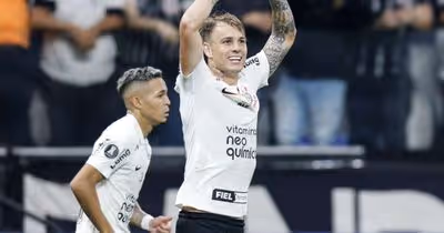 Róger Guedes entra no radar de clube do Brasileirão