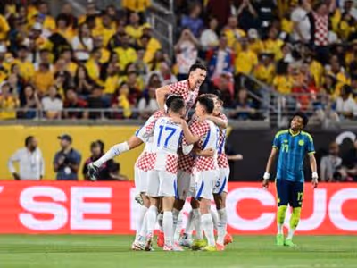 Croácia, rival do Brasil na terça, vence a Colômbia de virada