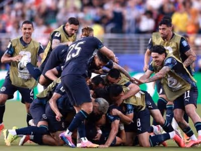 Paraguai faz gol relâmpago, resiste à pressão e elimina a Turquia