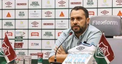 Presidente do Fluminense critica arbitragem e cita