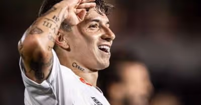 Barreal retoma protagonismo no Santos e se aproxima de permanência