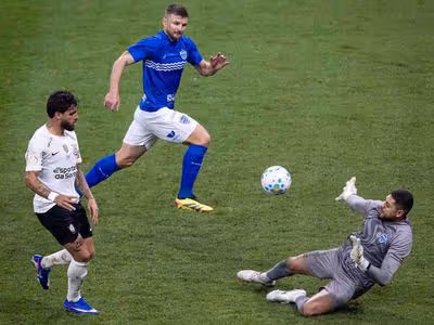 Corinthians define preço para liberar Yuri Alberto