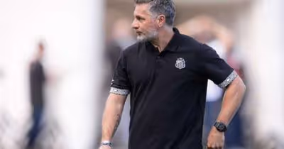 Auxiliar do Santos comenta formação e atuação de Neymar: