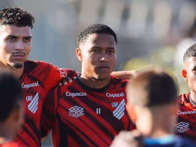 Athletico recebe Atlético Goianiense em duelo pela Copa do Brasil
