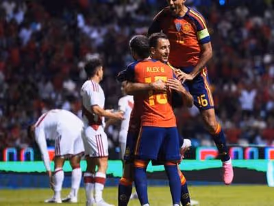 Espanha vence o Peru e encerra preparação para a Copa do Mundo